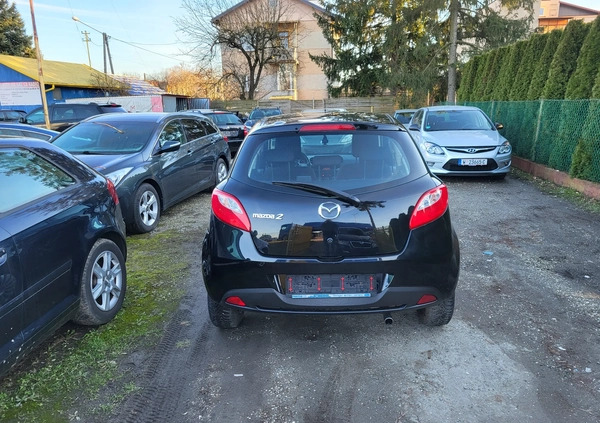 Mazda 2 cena 20900 przebieg: 122000, rok produkcji 2011 z Tarnów małe 277